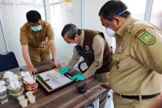 Geberenur-Riau-Resmikan-Laboratoriaum-Biomelukuler-RSUD-Araivin-Achmad-Provinsi-Riau